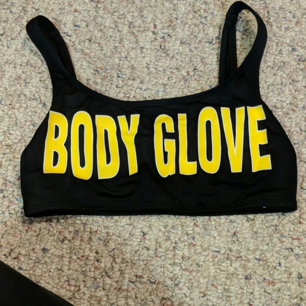 Body glove bikini top
